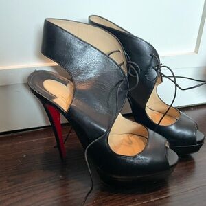 Christian Louboutin Black Heels with Stiletto and Open Toe